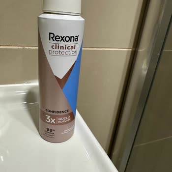 Rexona Clinical Protection. Koltuk Kararma Yaptı