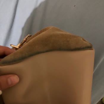 Elle Ayakkabı Süet Çantada Renk Değişimi