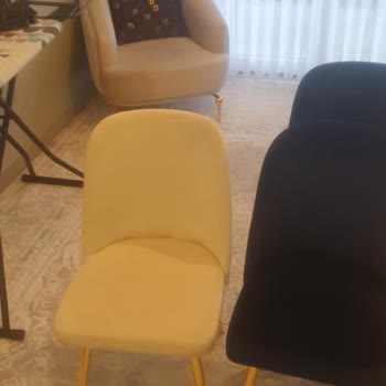 Eskidji Bazar, Yenibosna Zirve Concept Mutfak Masa Ve Sandalyeleri Kalitesiz!