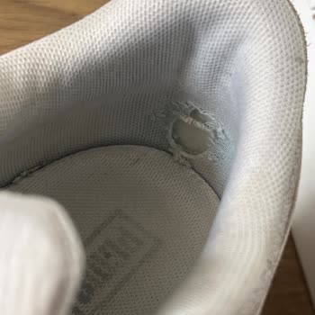 Puma Marka Ayakkabı İç Topuk Yırtılması