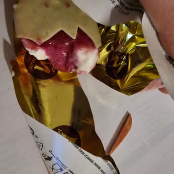 Algida Mini Dondurmadan Kırık Tahta Parçası Çıktı