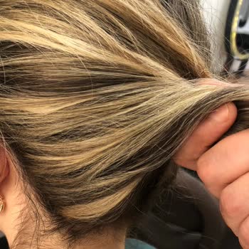 Ejder Servet Kuaför Turuncu Renk Saç Ve Eksik İşlem