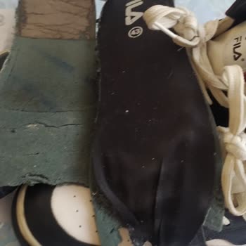 Deichmann Çok Kötü Bir Marka
