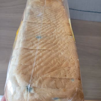 Migros Hemen Küflü Paketli Ekmek Satışı Ve İlgisizliği