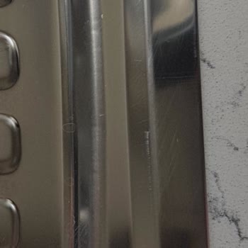 Teka Mutfak Eviye Çizilme Su Lekesi Problemi