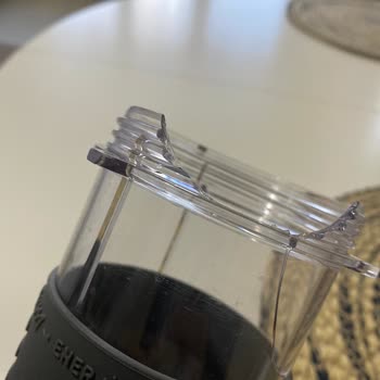 Arzum Shake'n Take Bardağı Kırıldı