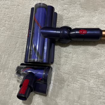 Dyson Görseldeki İle Aynı Ürünü Satmıyor