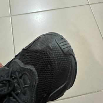 SuperStep Adidas Ozweego'nun Beklenmedik Yırtılma Sorunu