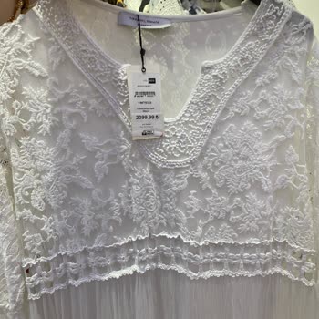 Tiffany & Tomato Kurumsal Mağazada Pazar Ürünü Satılıyor