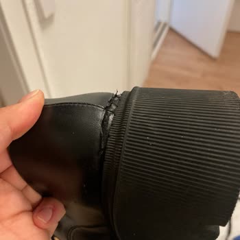 Prev JILL-LUNAR und JILL Loafer Probleme mit Absatz und Leder