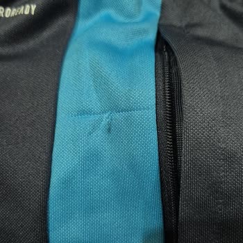 Adidas Mağazası Kusurlu Ürüne İşlem Yapmıyor