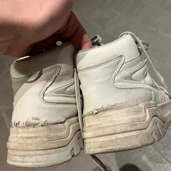 Bershka Ayakkabı Mağdurluğu! Ayakkabı 2 Ayda Çok Kötü Duruma Geldi!