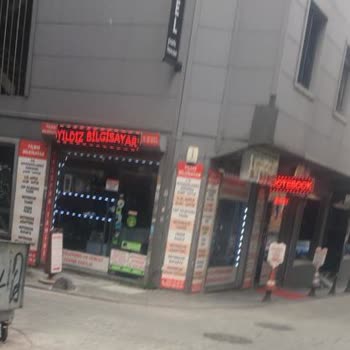 Cengiz Yıldız Notebook Kurdukları Programları Deneme Sürümü Olarak Kurmuşlar, Şaka Gibi!