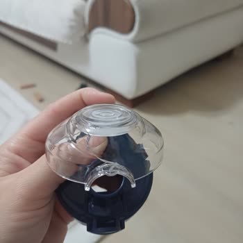 LC Waikiki Suluk Kapağı Kırıldı