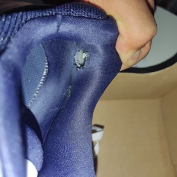 In Street Nike Fabrika Hatası Olmasına Rağmen Kullanıcı Hatası Denmesi
