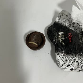 Migros Şölen Marka Kurtçuklu Bayram Şekeri, Çikolatası Satıyor