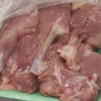 Bozuk Kokan Tavuk Satıyorlar İnsan Sağlığıyla Oynuyor Getir Firması.