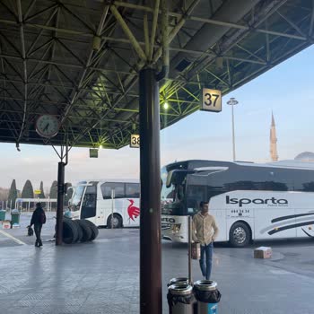 Metro Turizm Leşliği 1 Saat 25 Dakika Sonra Gelen Otobüs