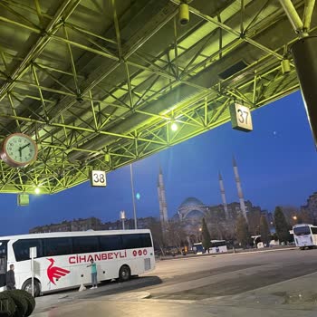 Metro Turizm Leşliği 1 Saat 25 Dakika Sonra Gelen Otobüs