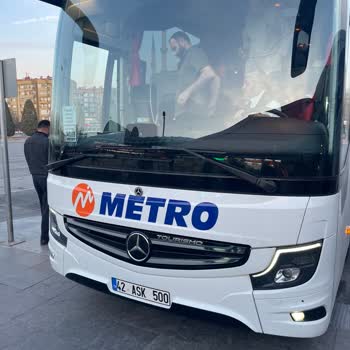 Metro Turizm Leşliği 1 Saat 25 Dakika Sonra Gelen Otobüs