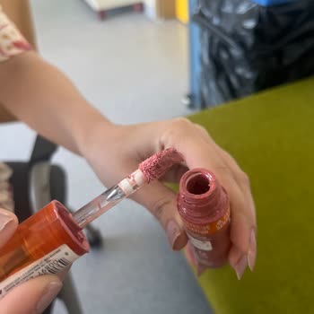 Nyx Duck Plump Ruj Bozukluğu