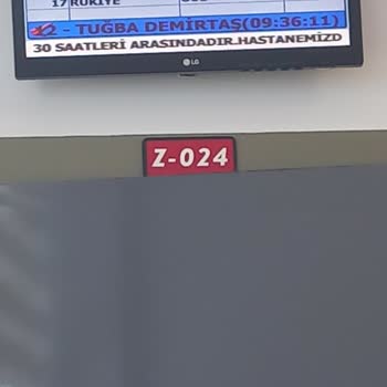 Sakarya Eğitim ve Araştırma Hastanesi Engelli Olduğum Halde Hastanede Sıra Bekliyorum