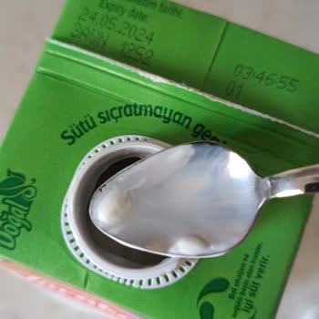 Yörükoğlu Sütte Beyaz Parçalar