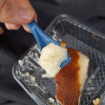 A101 Böcek Çıktı Tatlıdan