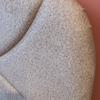 Bambi YATAK'ın Web Sitesindeki Görseller, Ürünle Alakasız