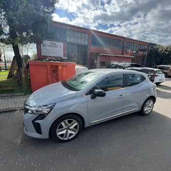 TikTak Kirala İş Yerlerinin Önüne Park Edilen Araçlar Ve Yaşanan Sorunlar