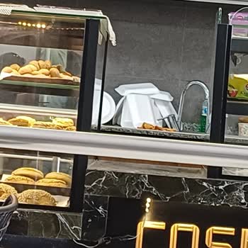 Kastamonu Eğitim Ve Araştırma Hastanesi Kantini Köpüklü Tabaklar