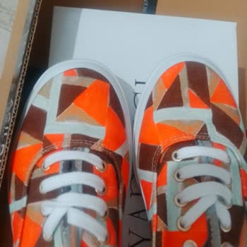 Yargıcı Defolu Ürün Satıyor. İade Seçeneği Çıkmıyor.