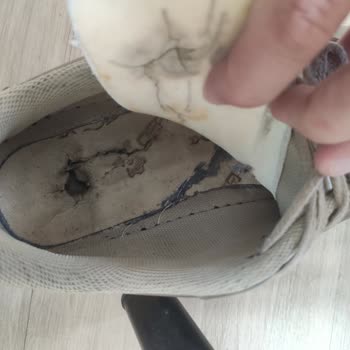 Derimod Ayakkabı Kısa Sürede Deforme Oldu