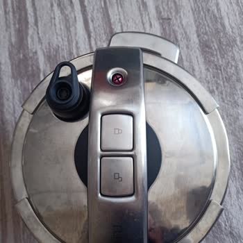 Korkmaz Mutfak Eşyaları Düdüklü Tencere Kapağı Hava Kaçırıyor