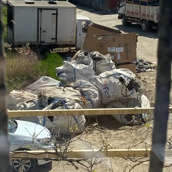Tuzla Belediyesi Mahallemiz Çöplük Oldu