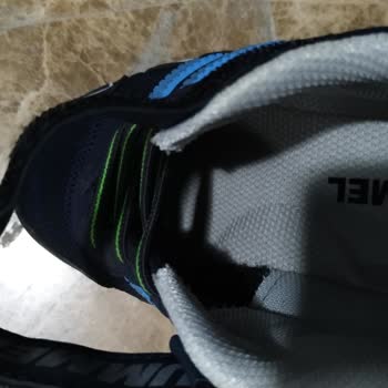 Hummel Ayakkabının Kalitesiz Olması