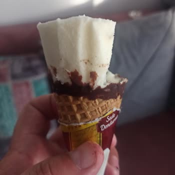 Algida Hatalı Dondurma Ürünü
