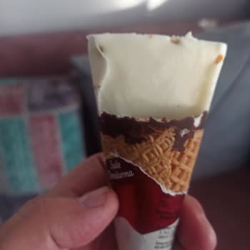 Algida Hatalı Dondurma Ürünü