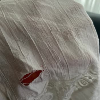 Eleganza Butik Ümraniye Kusurlu Ürün Satıp İade Yapmıyor