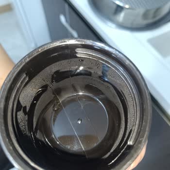 Decathlon Quechua 0.7l Termos Kapağından Kaçırıyor.