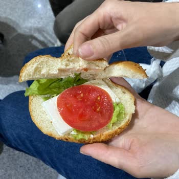 Ajet'e Yazıklar Olsun Güvenimizi Boşa Çıkardı