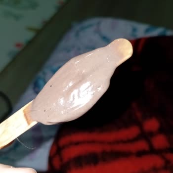 Algida Dondurmanın İçinden Beyaz Sarı Renginde Kadın Saçı Çıktı