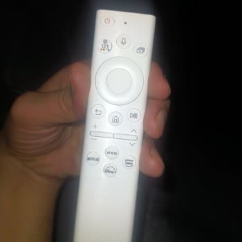 Samsung TV Kumanda Sorunu: Yardım Bekliyoruz!