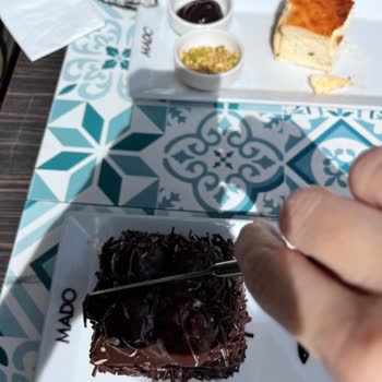 Mado İstanbul Halkalı Atakent Hayal Kırıklığı Bayat Pasta