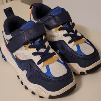 Zara Ayakkabısı Yüzünden 4 Yaşındaki Çocuğumun Ayakları Yara Oldu