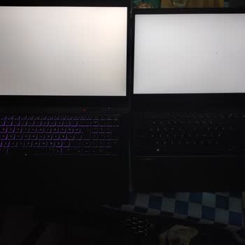 Monster Notebook Ekran Değişimi Servis Şikayeti