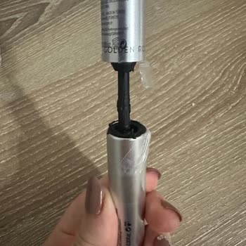 Golden Rose Kirik Maskara İlk Defa Böyle Bir Şeyle Karşılaştım