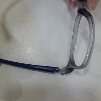 Luxottica Gözlük Endüstri Ve Tic A. Ş. Rayban Yedek Parça Getirmiyor