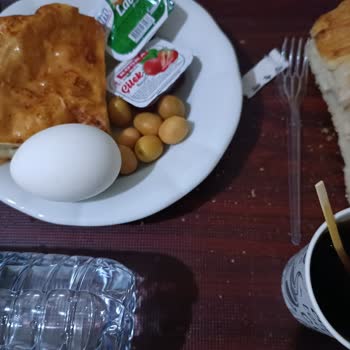 Hunat Hatun KYK Kız Öğrenci Yurdu Yurtta Asansör Ve Yemek Sorunları