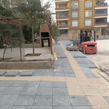 Mersin Büyükşehir Belediyesi Mersin Büyükşehir Belediyemizin Bize Yardımcı Olmasını Diliyorum